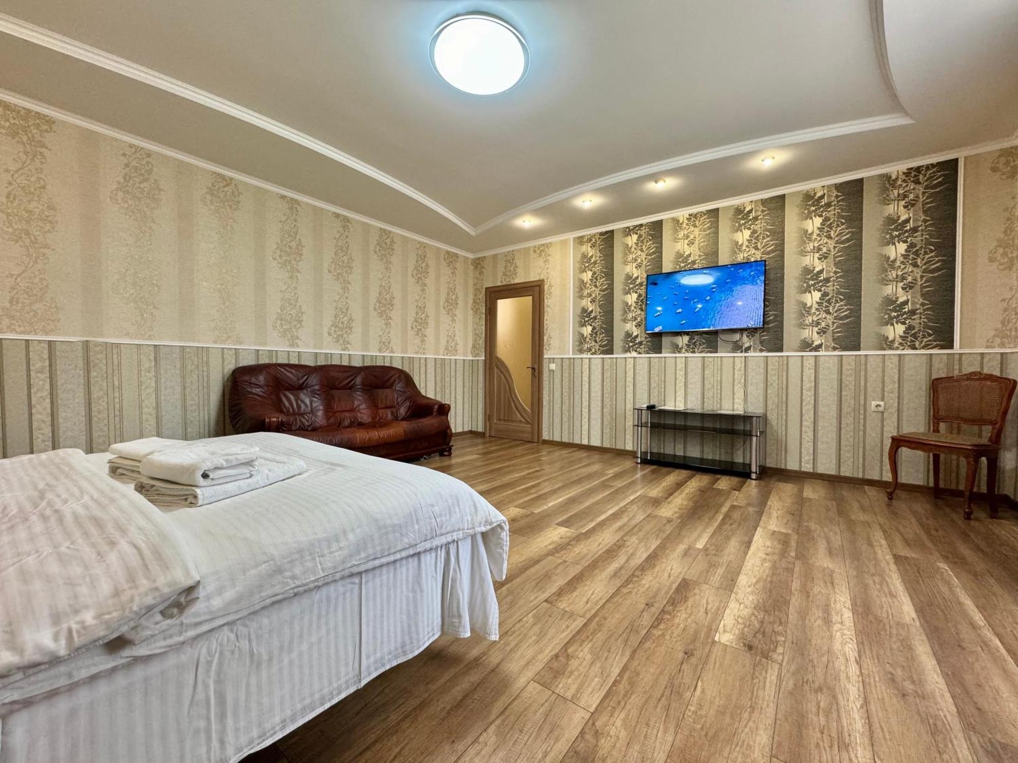 Apartpoltava 100 Квадратних Метрів Затишку В Серці Полтави, Корпусний Парк, Банківський Чек Экстерьер фото